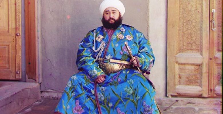 Through Three Lenses: The Visionary Who Captured an Empire in Color